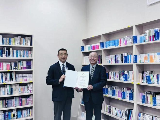 《紫禁城喵传》荣获第18届“日本国际漫画奖”铜奖颁奖仪式在日本驻华大使馆举办